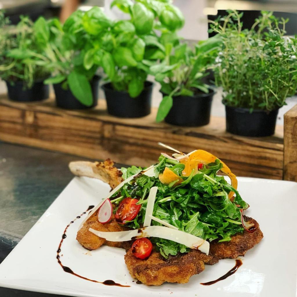 Veal Milanese (Cotolette alla&nbsp;Mianese)